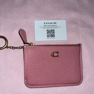 Coach id wallet